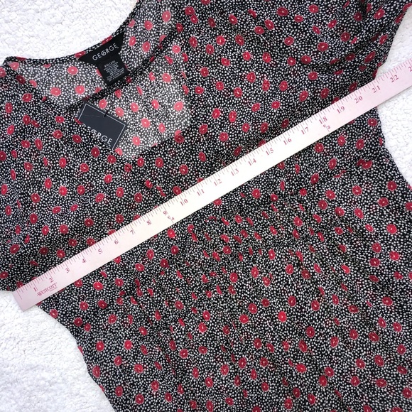 Floral tunic top size XXL red black white NWT 3/4 sleeve - Picture 10 of 13